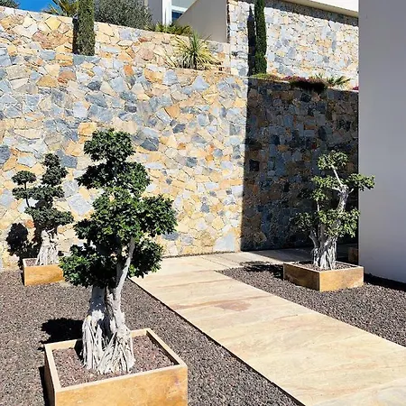 Naranjo Golf & Leisure *